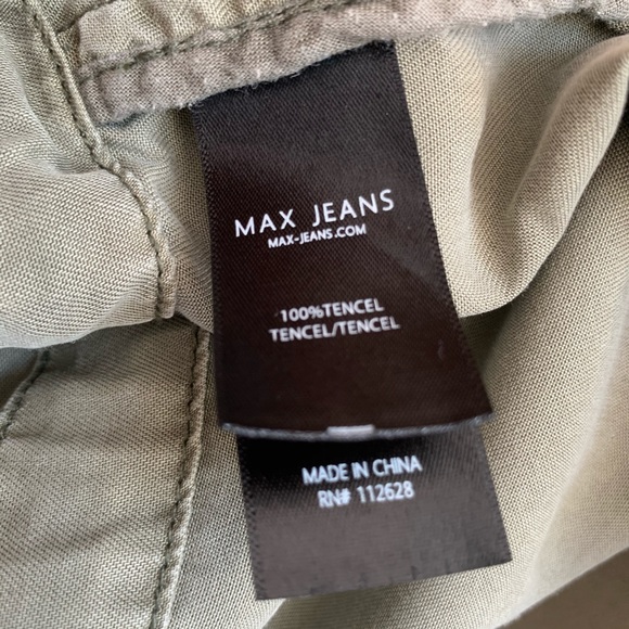 🎉Host Pick🎉 MAX JEANS Olive Green Utility Vest Draped Size Large - Picture 11 of 13
